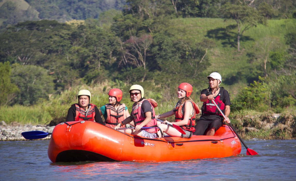 rafting medellin river colombia