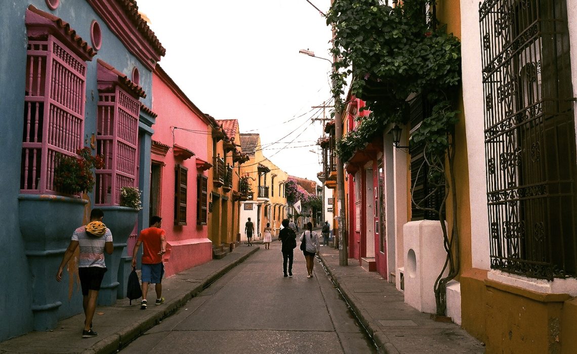 cartagena streets walkers