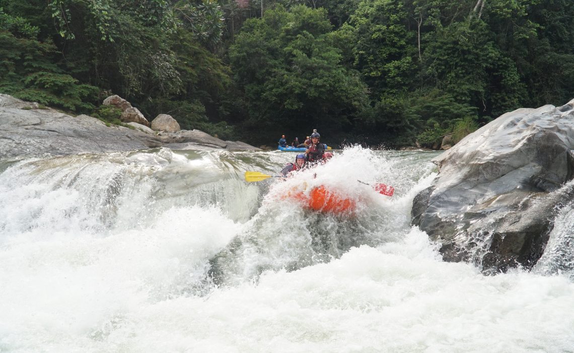 raft in the rapids rio calderas