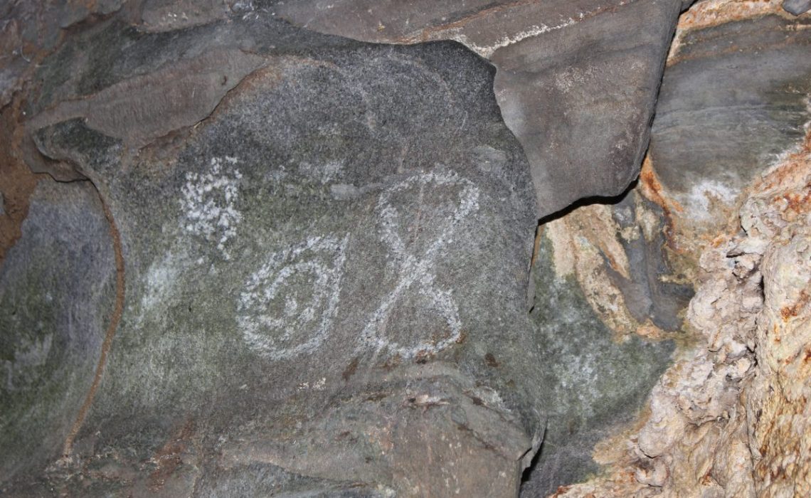 cave carving antioquia