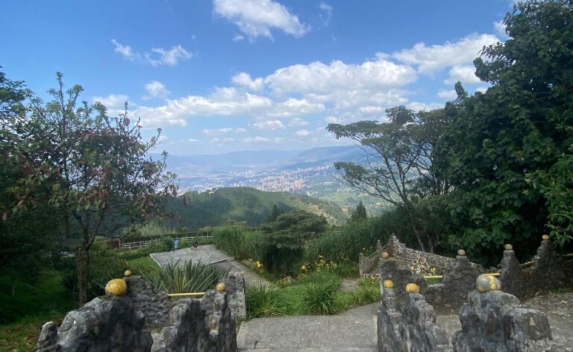 Start of the trail at La Catedral Prisión