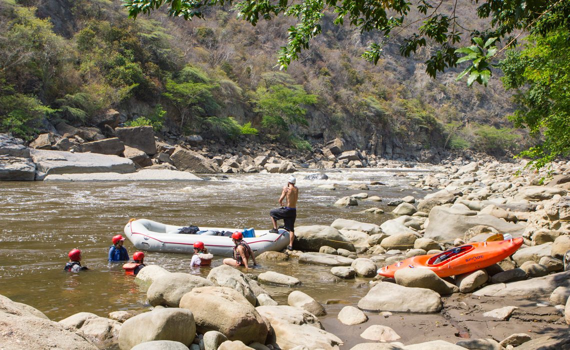 rafting river colombia