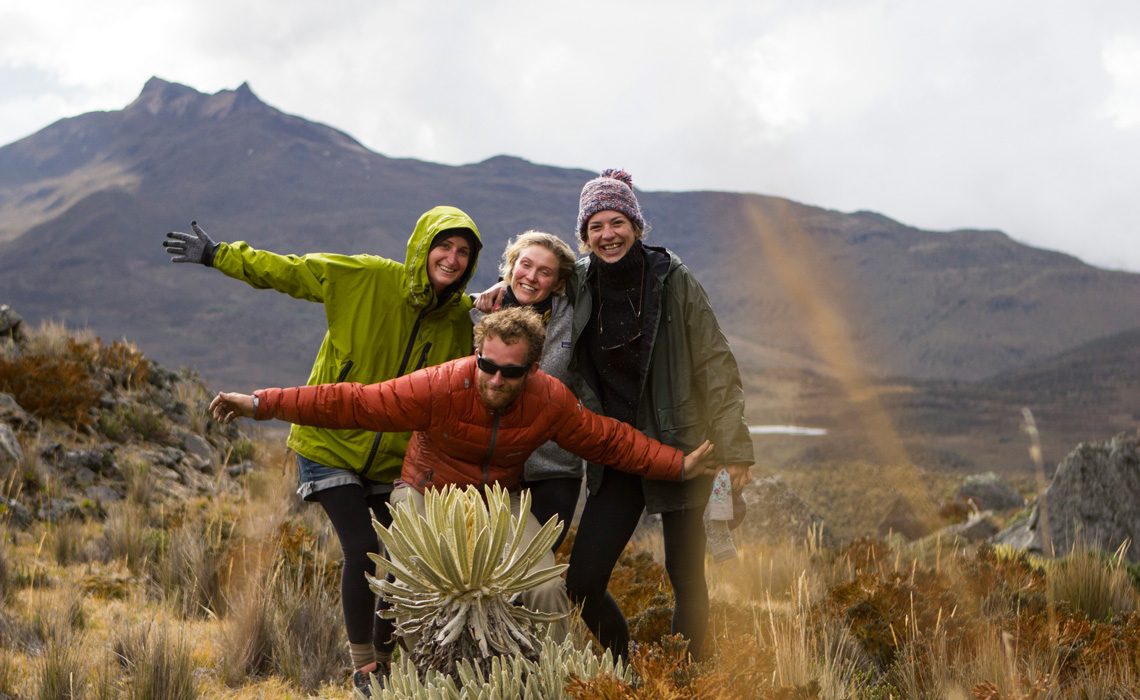 group happy trekking los nevados