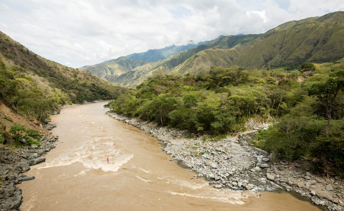 river kayak colombia