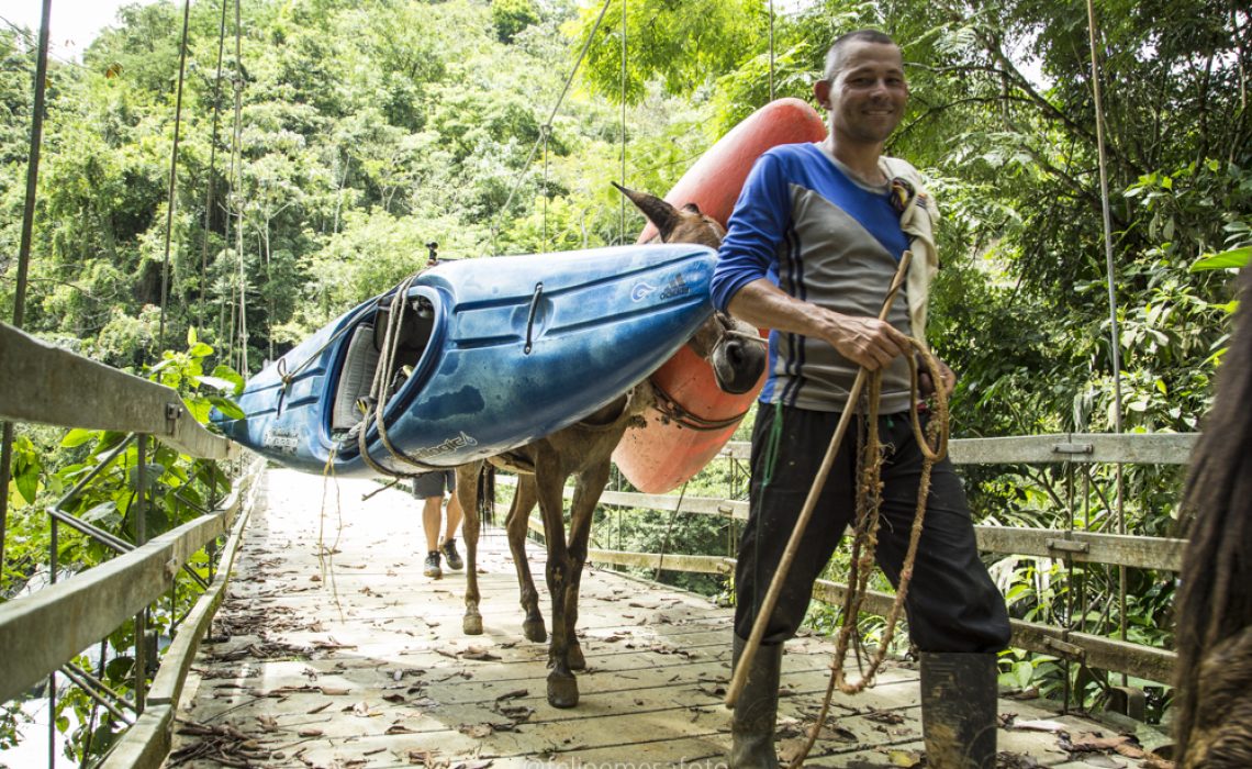 mules guide kayak Rio Verde Rafting and treking